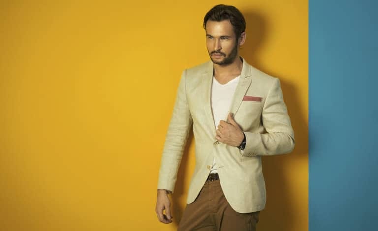 Mode homme 50 ans et bien dans ses basquettes