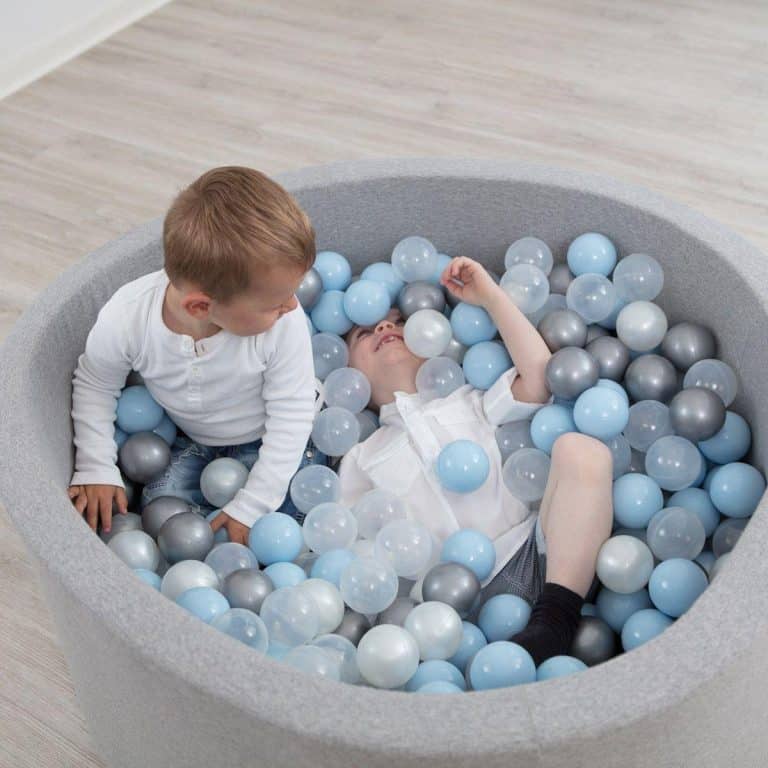 Comment construire une piscine à balle pour bébé ?